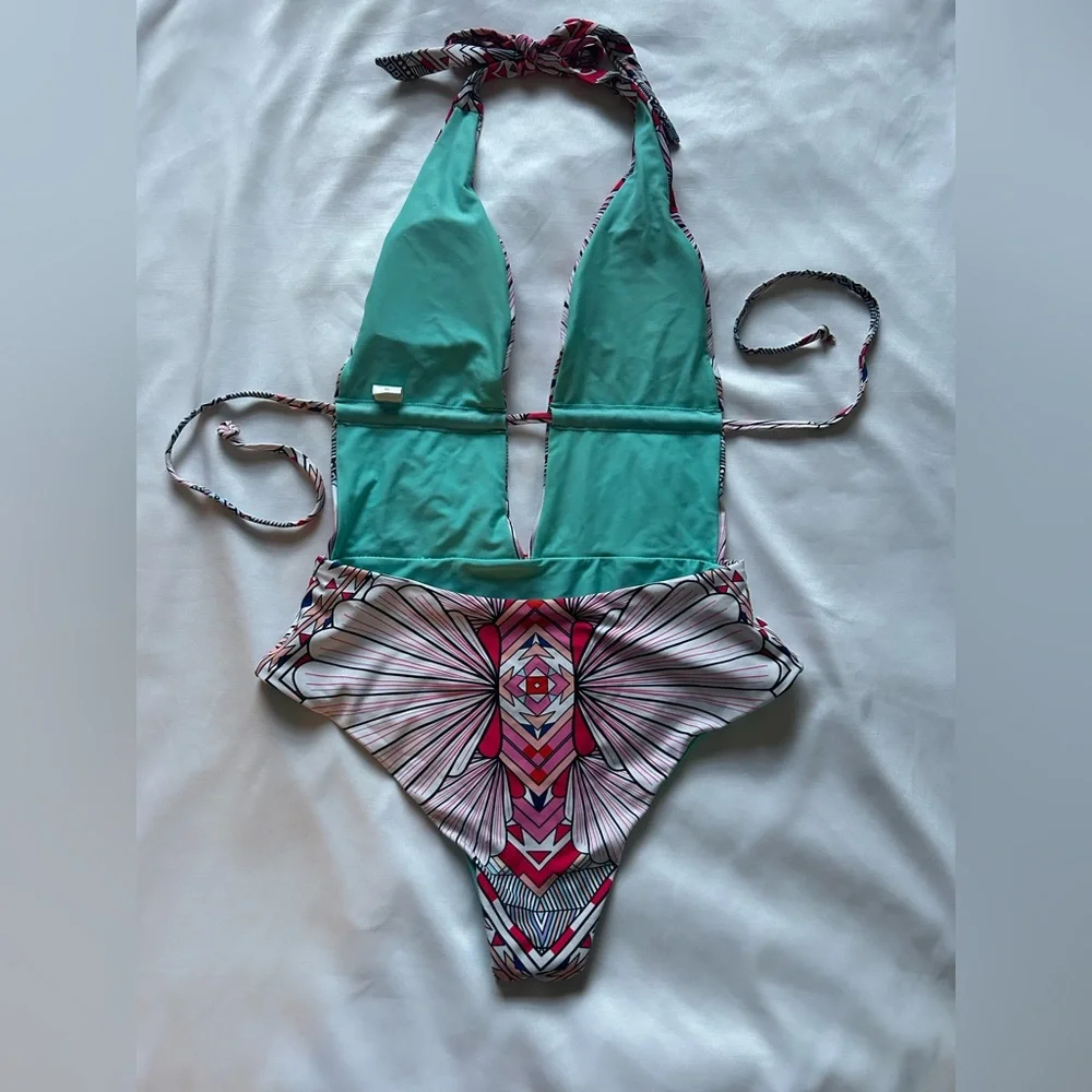 Cupshe chic halter